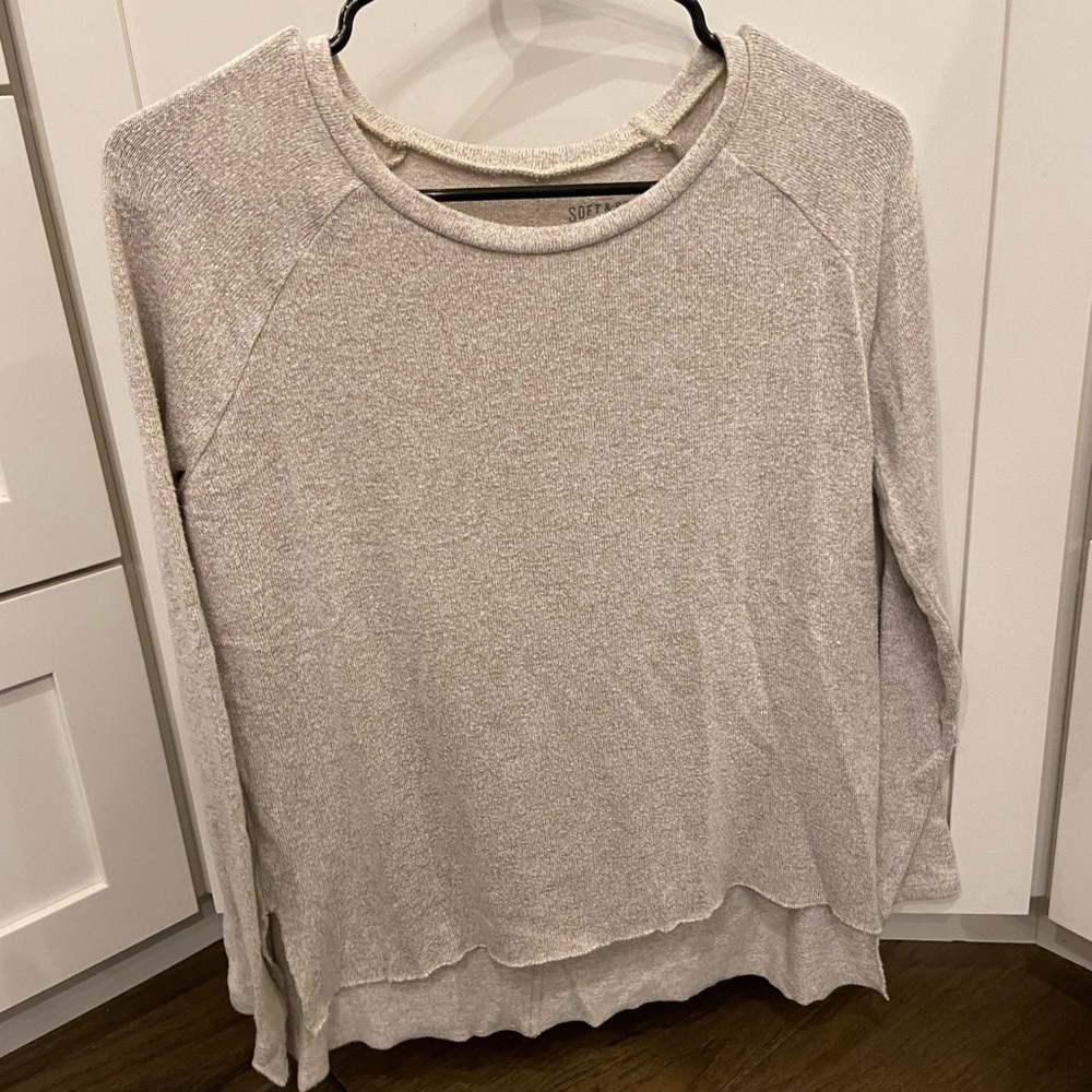 American Eagle Women’s Tan Long Sleeve